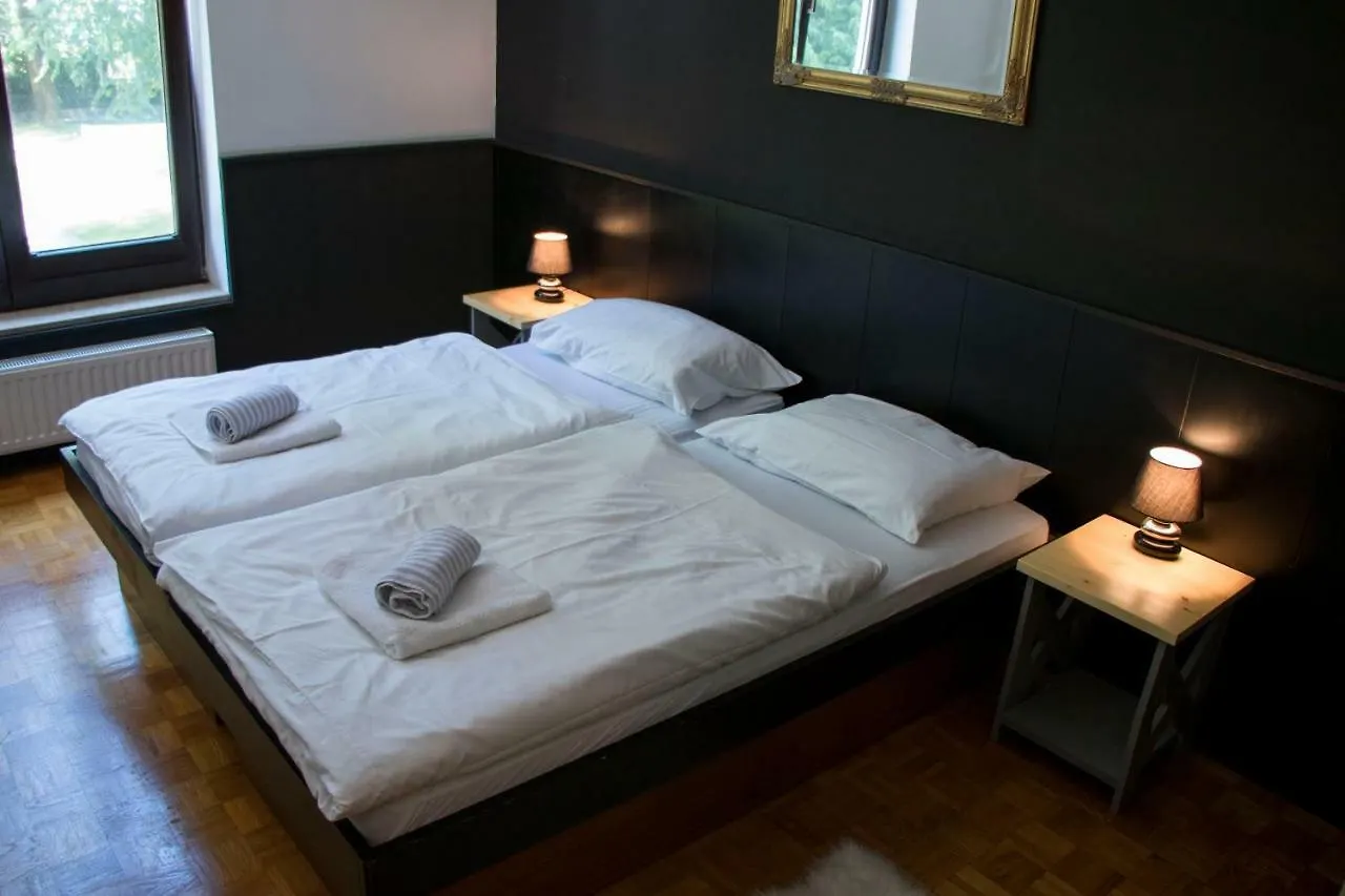Guest House Park Zibert 류블랴나 3*,  슬로베니아
